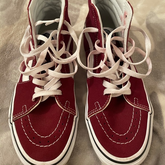 Vans - Picture 1 of 5